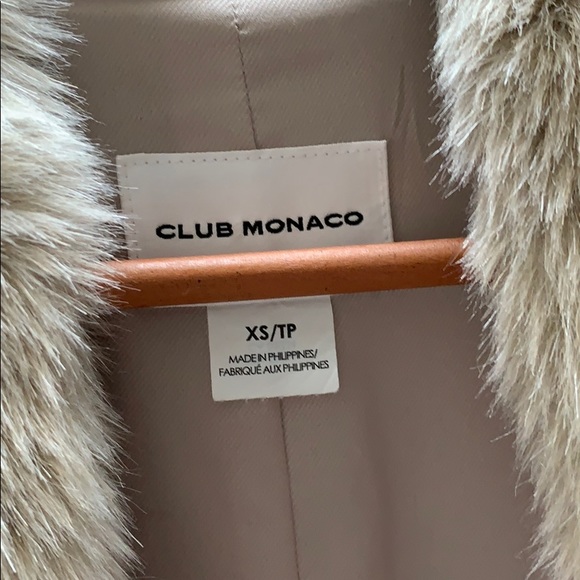 Faux fur vest like new w/POCKETS! - Picture 2 of 4